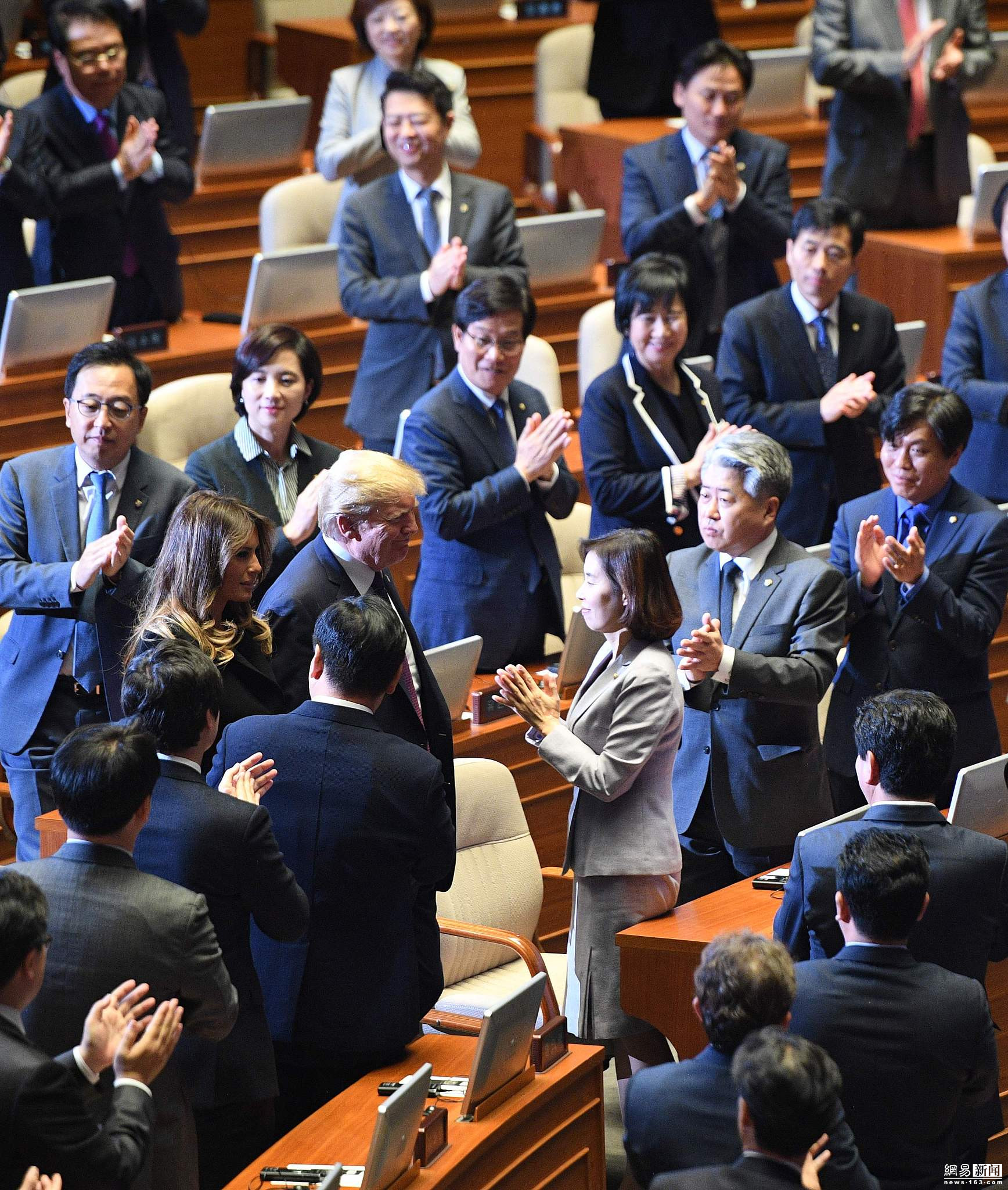 特朗普在韩国国会的伟大演说特朗普在韩国国会的伟大演说，全球瞩目的焦点时刻