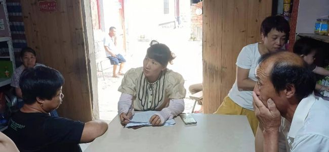 女村支书被冲走殉职女村支书英勇殉职，洪水中的坚守与奉献