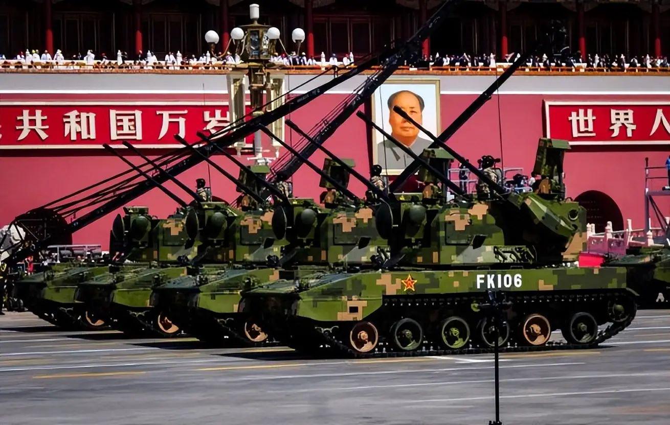 读懂九三阅兵的4个最大突破九三阅兵是中国军队庆祝抗日战争胜利和世界反法西斯战争胜利的重要活动之一，展示了中国军队的实力和形象。关于九三阅兵的四个最大突破，以下是一些可能的解读