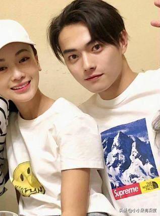 黄景瑜和许凯谁更帅关于黄景瑜和许凯谁更帅的问题，这是一个非常主观的问题，因为每个人对于帅的评判标准不同，对于美的认知也有所差异。因此，无法简单地给出一个客观的答案。